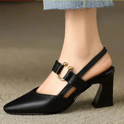 https://cdn.shopify.com/s/files/1/0665/8821/3361/files/Divina02.jpg?v=1774151128
