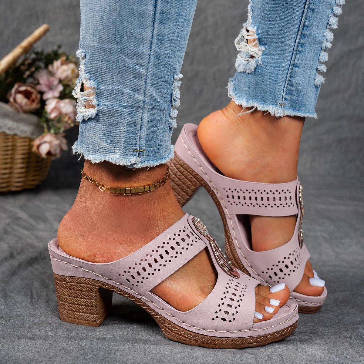 https://cdn.shopify.com/s/files/1/0665/8821/3361/files/O1CN01VxdePN25XXnAbMeKo-_2207558007536-0-cib.jpg?v=1775795544