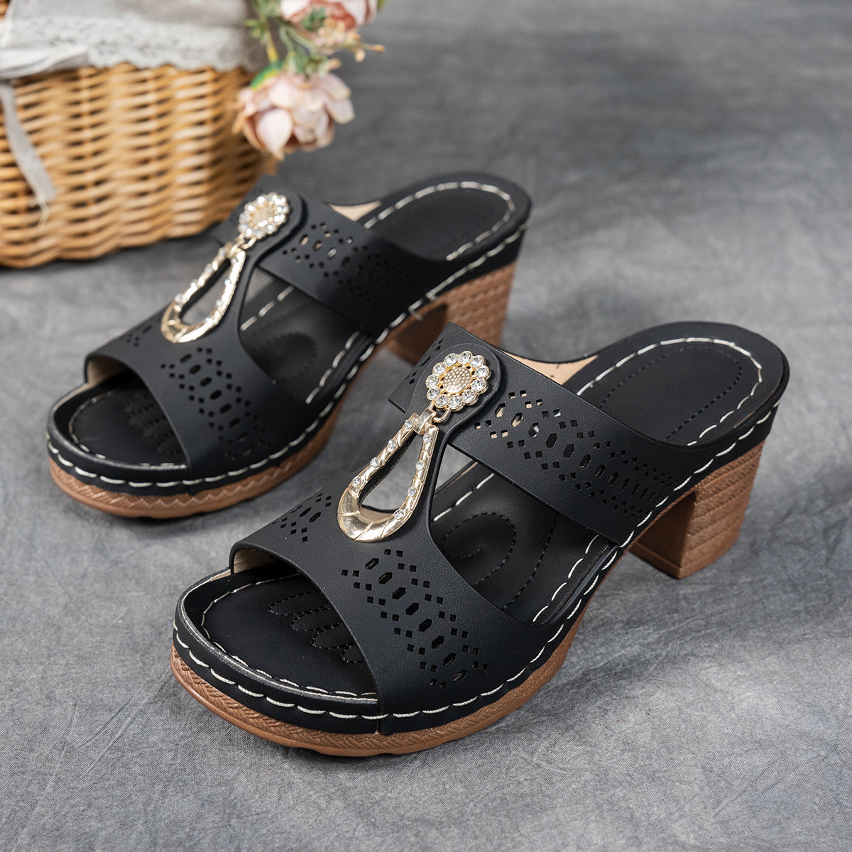 https://cdn.shopify.com/s/files/1/0665/8821/3361/files/O1CN01k6yG5R25XXnCb0QCa-_2207558007536-0-cib.jpg?v=1775795544