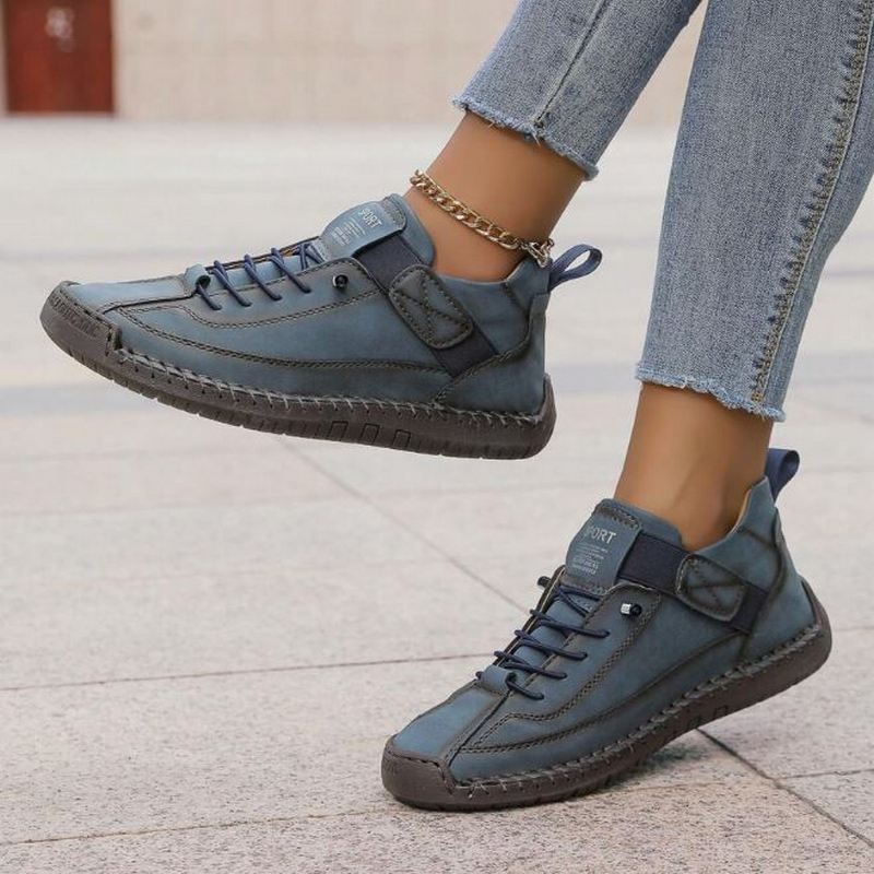 https://cdn.shopify.com/s/files/1/0665/8821/3361/files/Shoes_Amira_1_comfort_4.jpg?v=1775881878