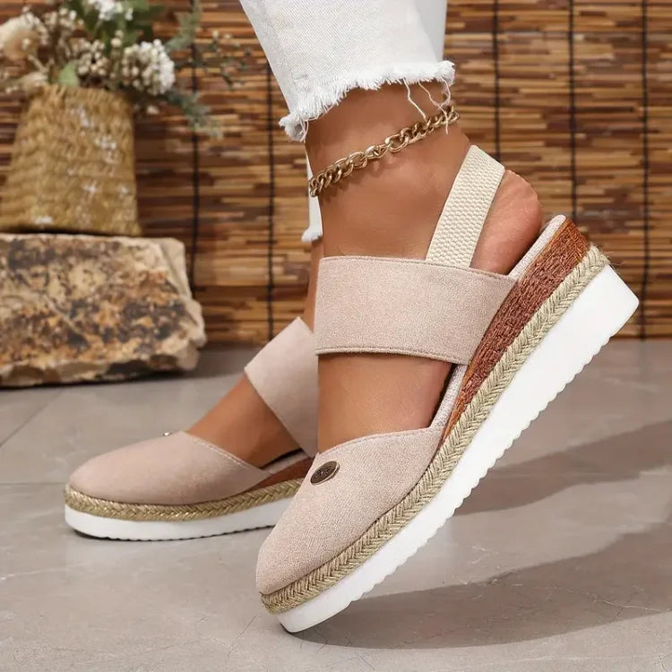 https://cdn.shopify.com/s/files/1/0665/8821/3361/files/antonella_16.webp?v=1774149052