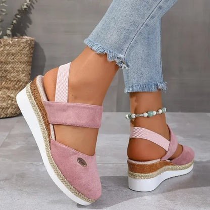 https://cdn.shopify.com/s/files/1/0665/8821/3361/files/antonella_20.webp?v=1774149052